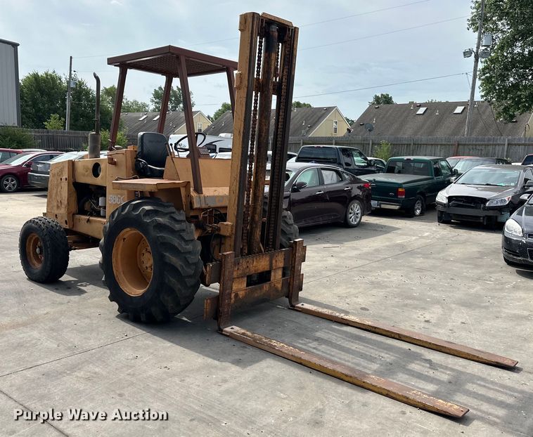 image for item EJ6977 Case 586C forklift
