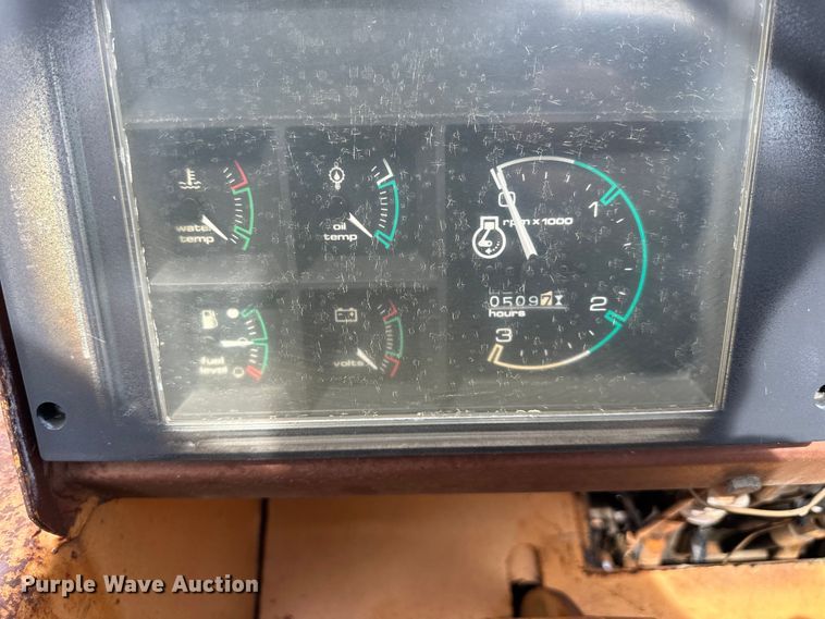 image for item EJ6977 Case 586C forklift