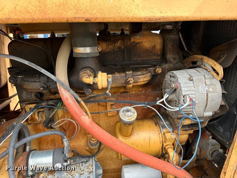 image for item EJ6977 Case 586C forklift