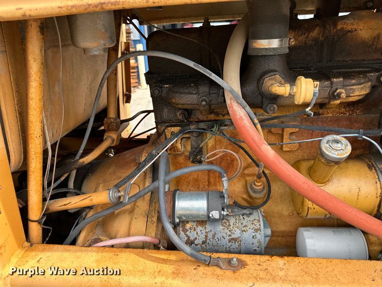 image for item EJ6977 Case 586C forklift