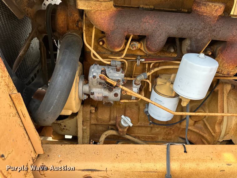 image for item EJ6977 Case 586C forklift