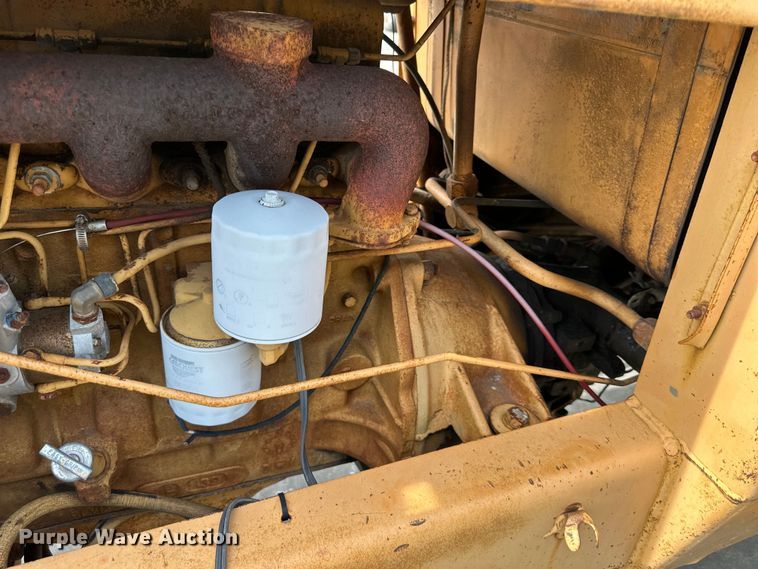 image for item EJ6977 Case 586C forklift