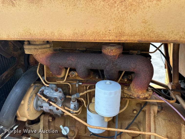 image for item EJ6977 Case 586C forklift