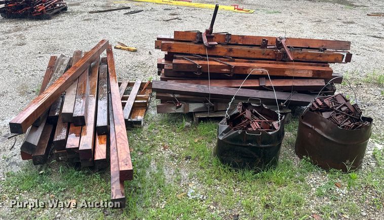 image for item EK1456 Ellis shores