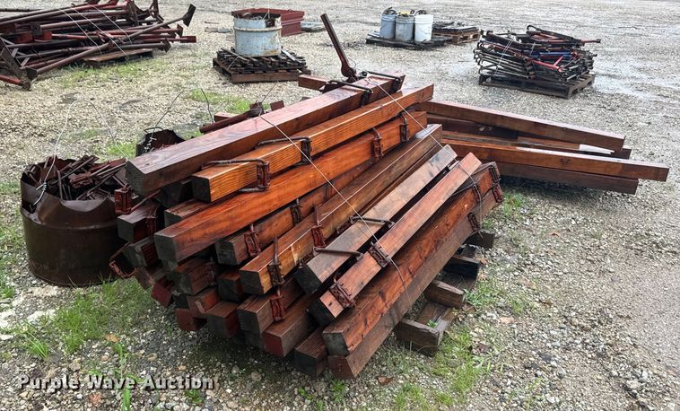 image for item EK1456 Ellis shores