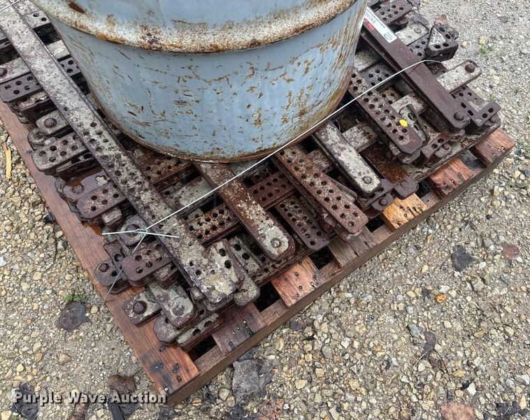 image for item EK1462 Approximately 38 column clamps