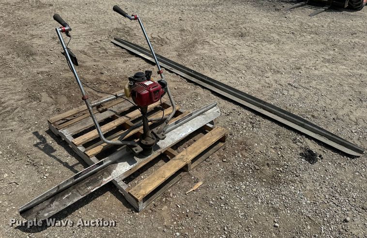 image for item EK1476 Allen Engineer  vibratory screed