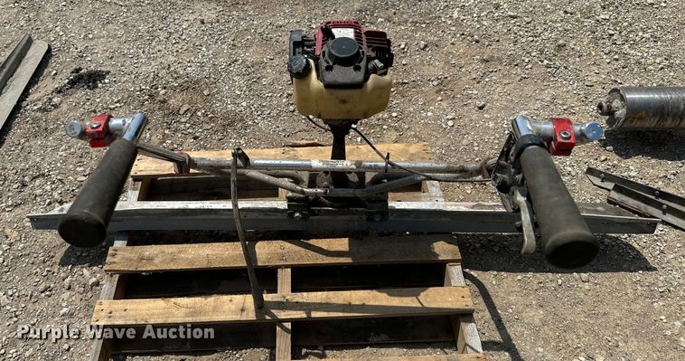 image for item EK1476 Allen Engineer  vibratory screed