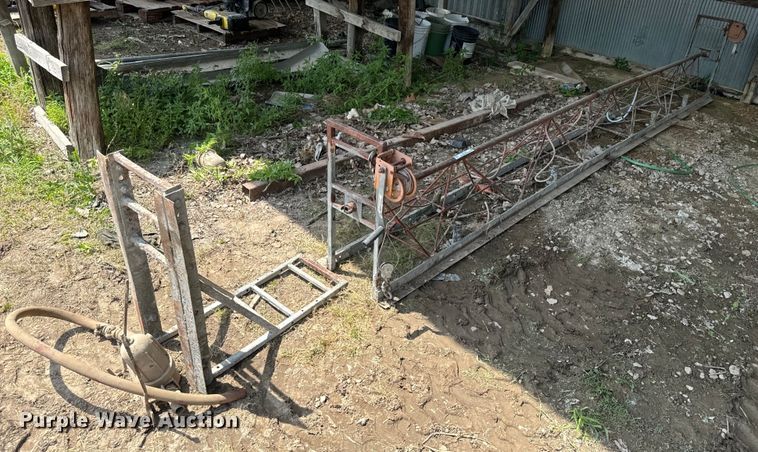 image for item EK1479 Razorback  truss screed