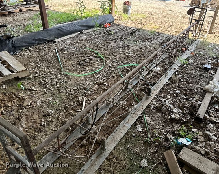 image for item EK1479 Razorback  truss screed