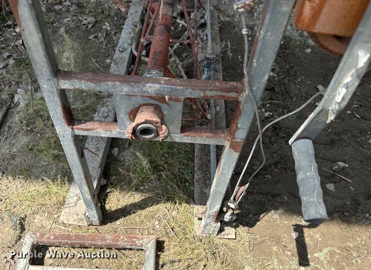 image for item EK1479 Razorback  truss screed