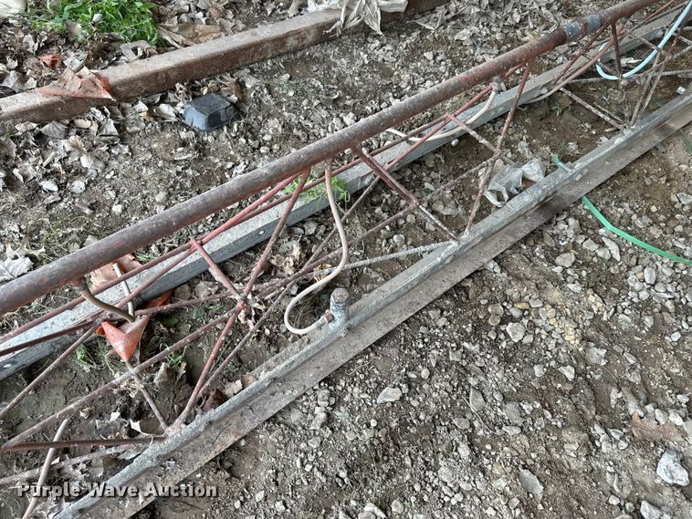 image for item EK1479 Razorback  truss screed