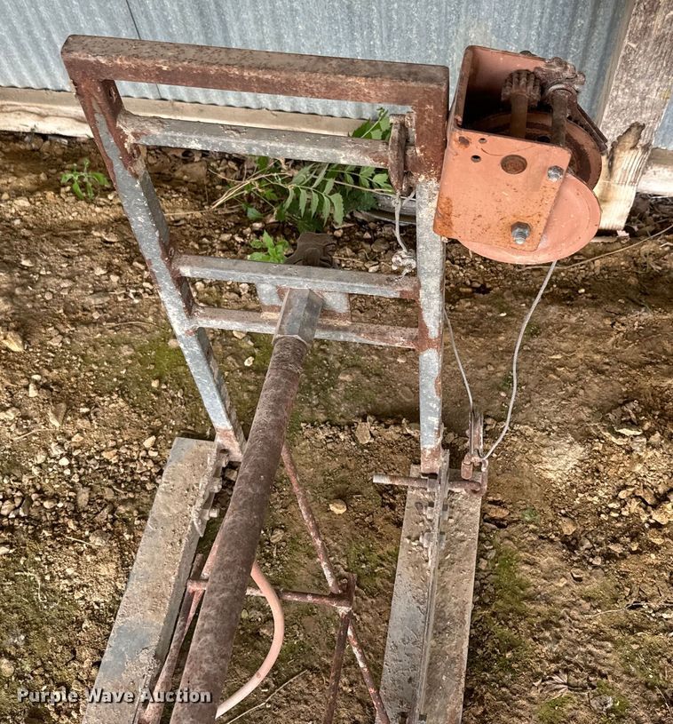 image for item EK1479 Razorback  truss screed