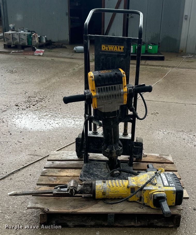 image for item EK1480 (2) jacks hammers