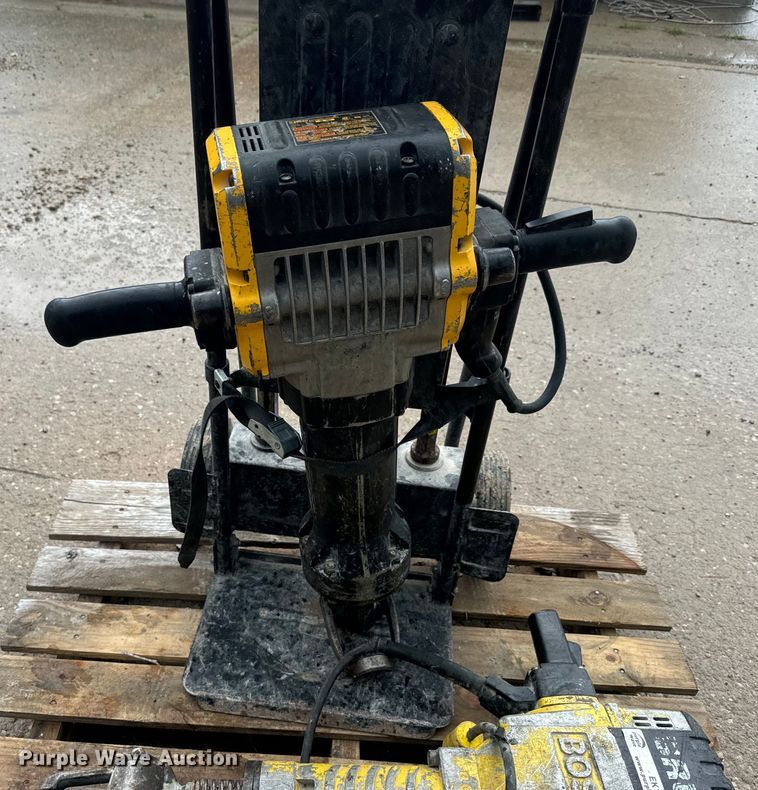 image for item EK1480 (2) jacks hammers