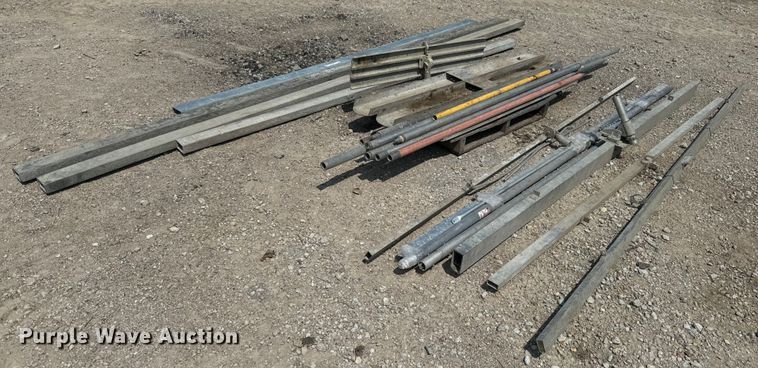 image for item EK1488 Concrete floats