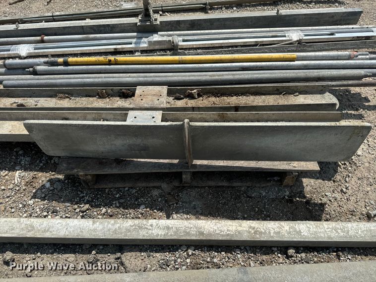 image for item EK1488 Concrete floats