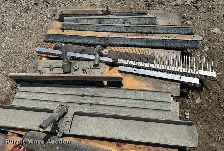 image for item EK1489 Concrete finish equipment