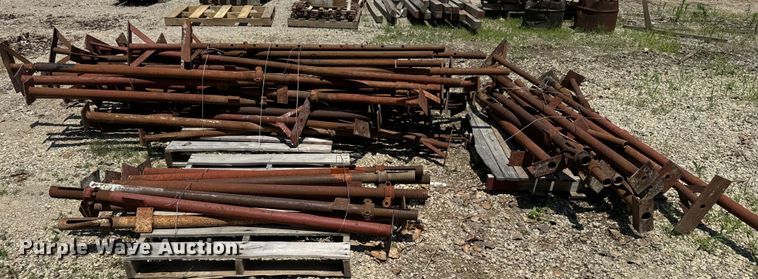 image for item EK1493 Approximately 45 Acrow screw jacks