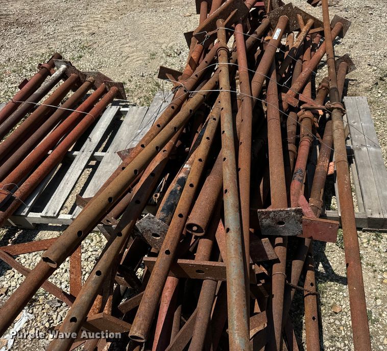 image for item EK1493 Approximately 45 Acrow screw jacks