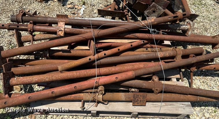 image for item EK1493 Approximately 45 Acrow screw jacks