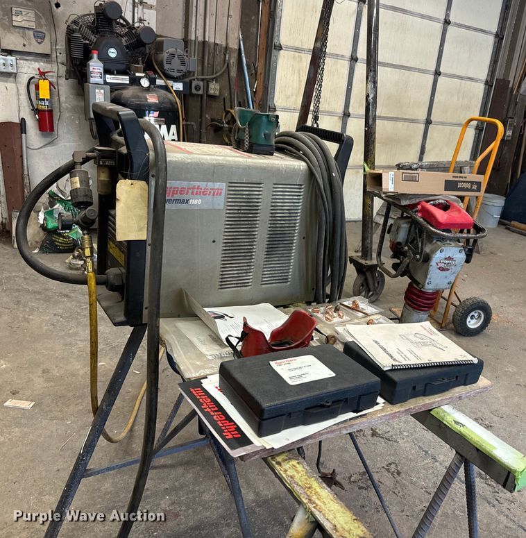 image for item EK1503 Hypertherm Powermax 1100 plasma arc cutting system 
