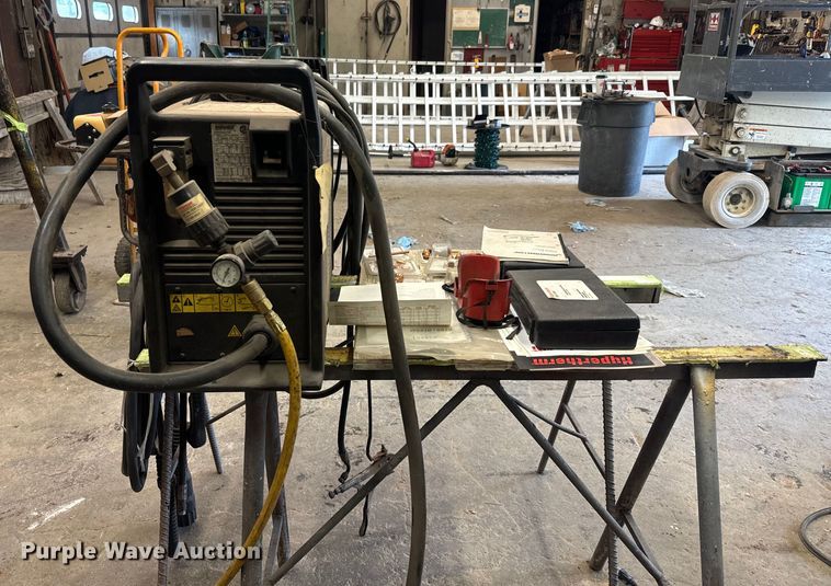 image for item EK1503 Hypertherm Powermax 1100 plasma arc cutting system 