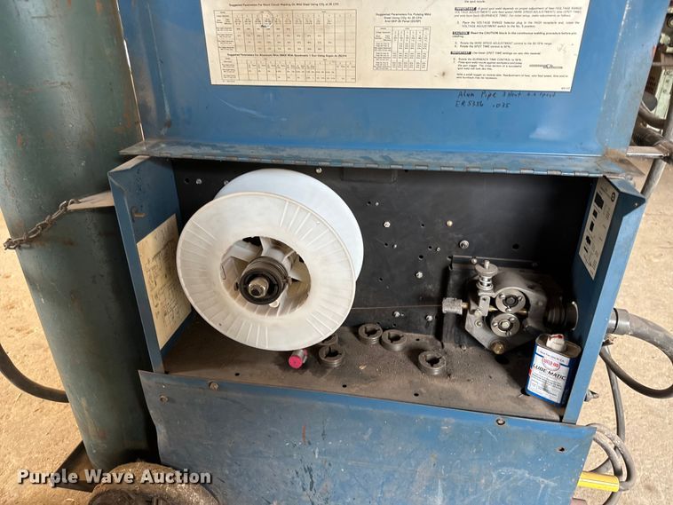 image for item EK1504 Miller Millermatic 200 welder