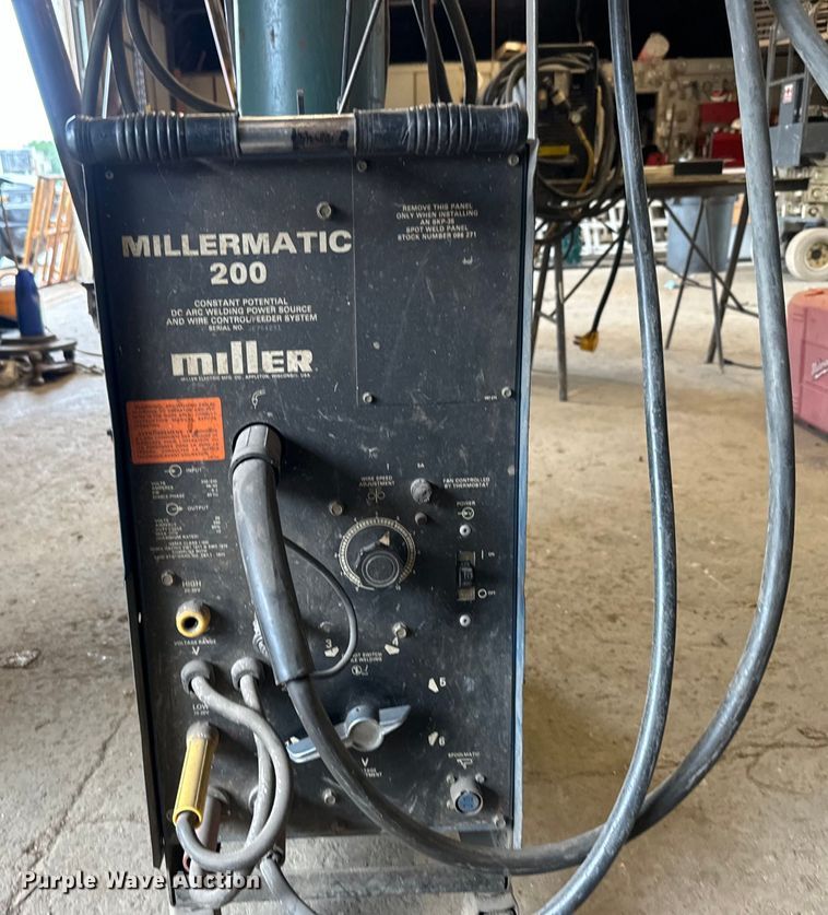 image for item EK1504 Miller Millermatic 200 welder