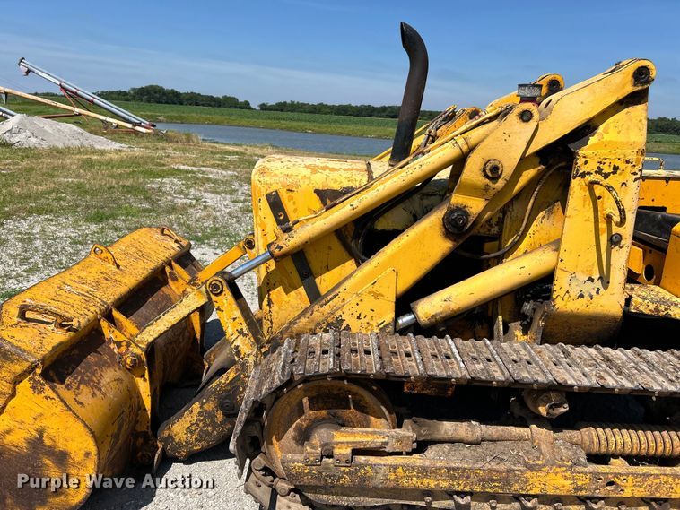 image for item EK4740 1965 John Deere  350 track loader