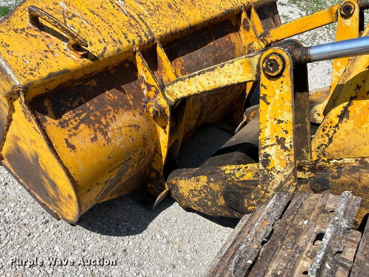 image for item EK4740 1965 John Deere  350 track loader