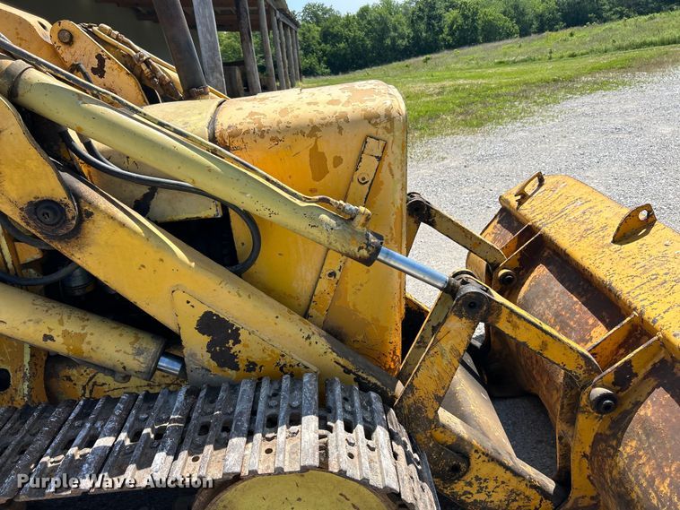 image for item EK4740 1965 John Deere  350 track loader