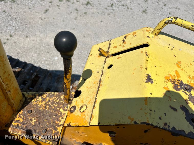 image for item EK4740 1965 John Deere  350 track loader