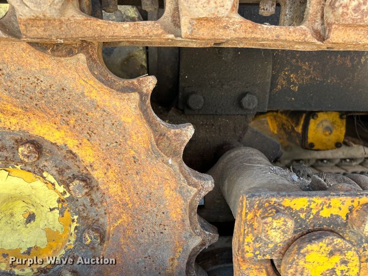 image for item EK4740 1965 John Deere  350 track loader