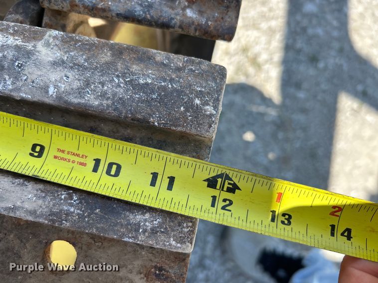 image for item EK4740 1965 John Deere  350 track loader