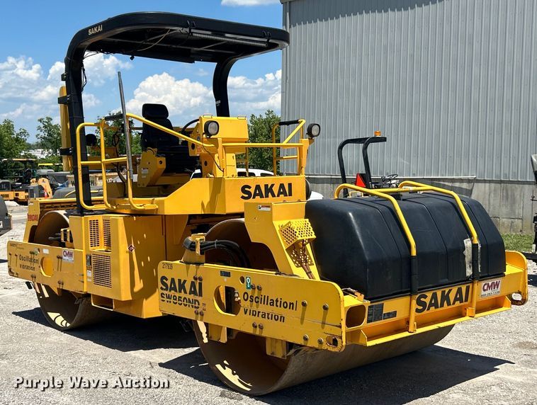 image for item EK4833 2016 Sakai SW850ND-II double drum vibratory roller