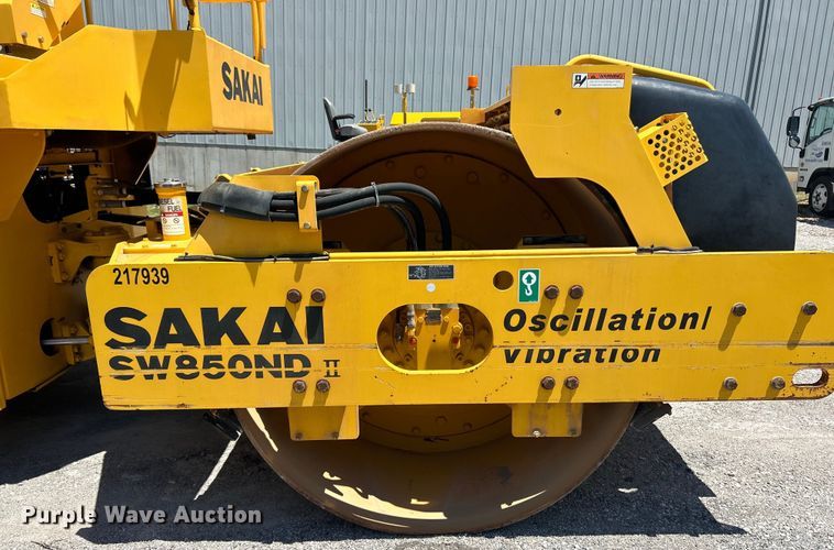 image for item EK4833 2016 Sakai SW850ND-II double drum vibratory roller