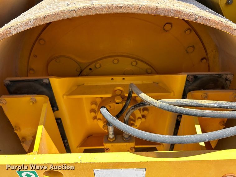 image for item EK4833 2016 Sakai SW850ND-II double drum vibratory roller