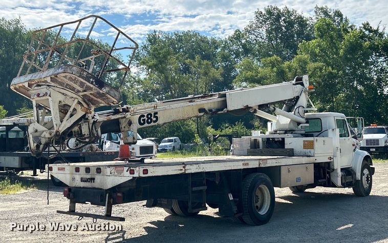 image for item EK4846 2000 International  4700 bucket truck