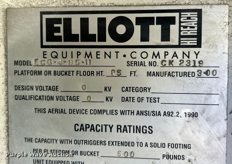 image for item EK4846 2000 International  4700 bucket truck