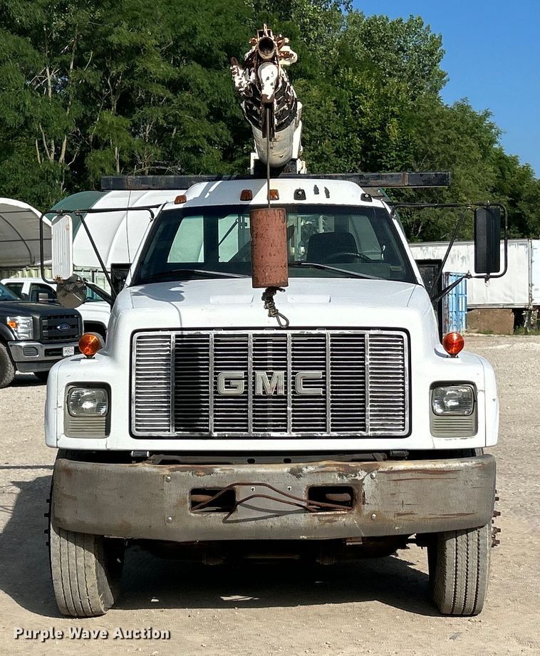 image for item EK4847 1999 GMC C7500 crane truck