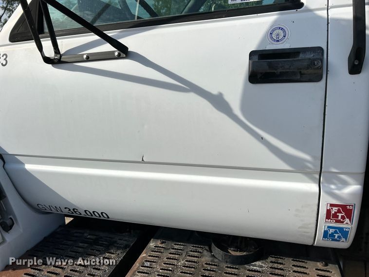 image for item EK4847 1999 GMC C7500 crane truck