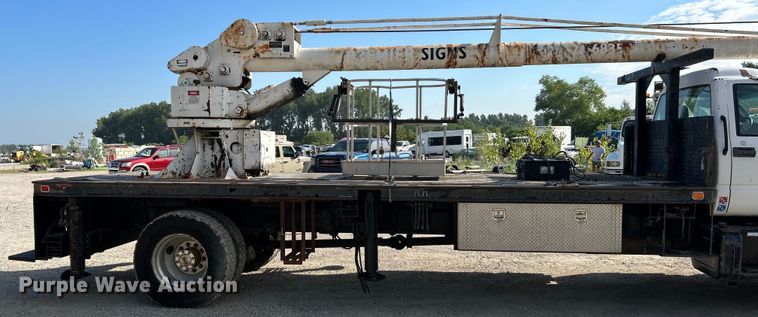 image for item EK4847 1999 GMC C7500 crane truck