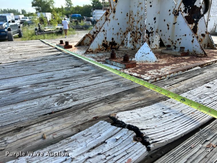 image for item EK4847 1999 GMC C7500 crane truck