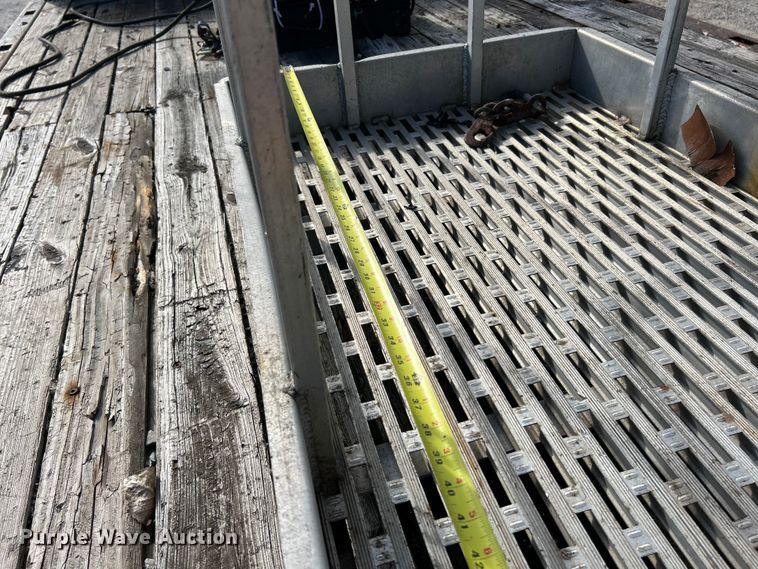 image for item EK4847 1999 GMC C7500 crane truck