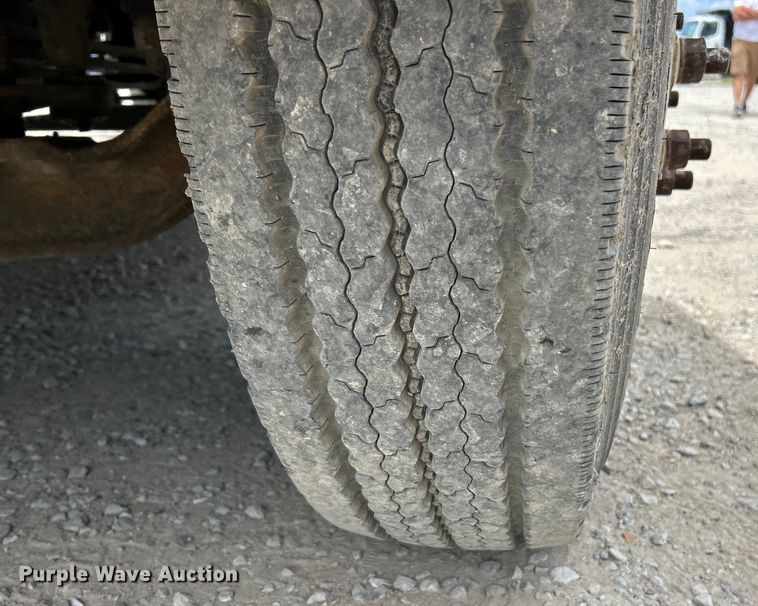 image for item EK4847 1999 GMC C7500 crane truck