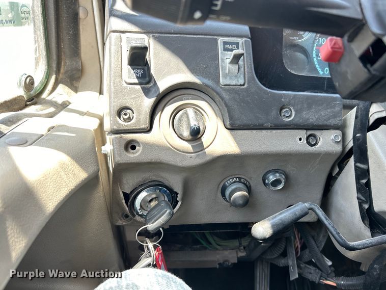 image for item EK4862 2005 Sterling  L9500 roll-off container truck