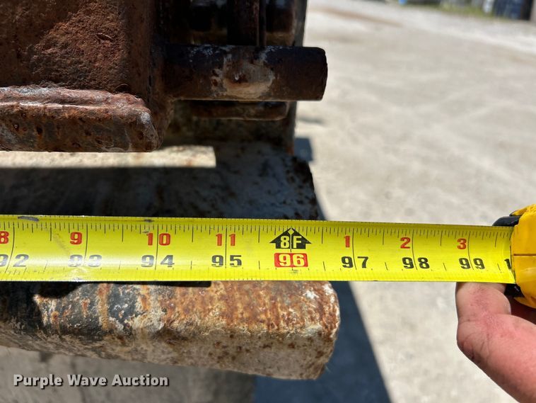 image for item EK4863 2006 International  4200 dump truck