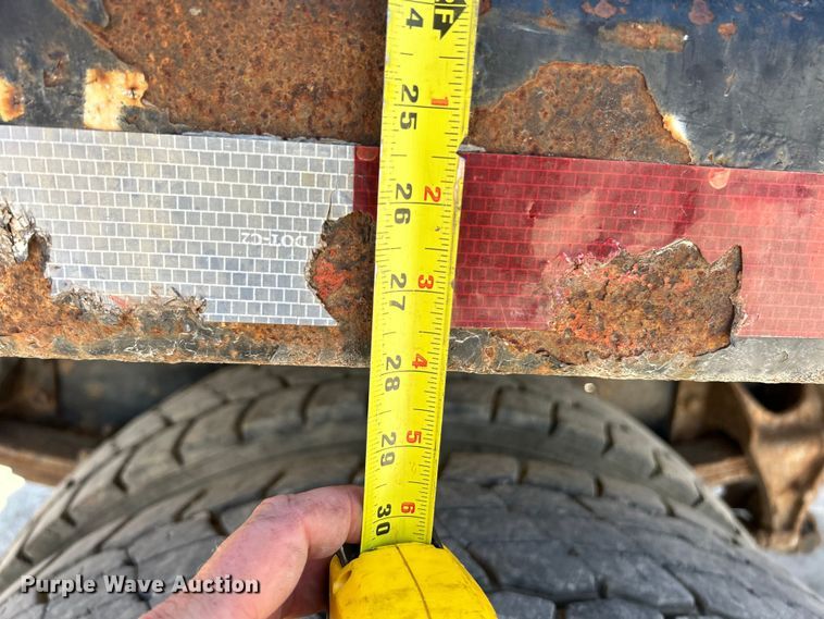 image for item EK4863 2006 International  4200 dump truck