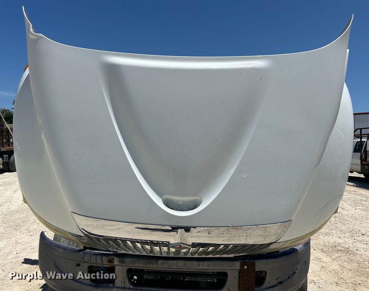 image for item EK4863 2006 International  4200 dump truck